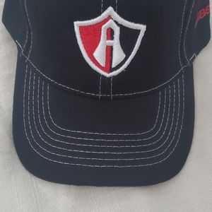 Atlas hat